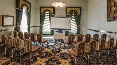 Salvatore's Garden Place Hotel