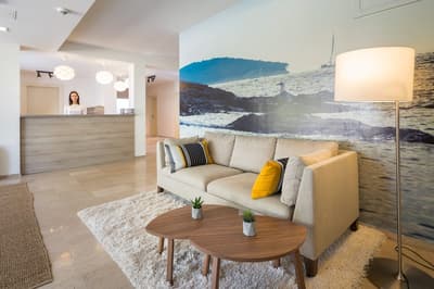 Villas Arausana and Antonina