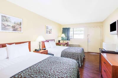 Days Inn by Wyndham Athens, OH