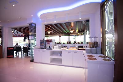 Loutsiana Hotel & Apartments