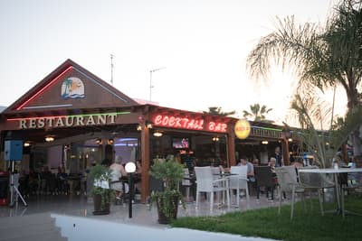 Loutsiana Hotel & Apartments