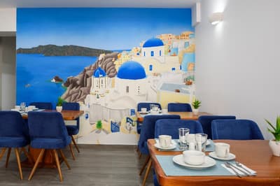 Oasis Suites Fira