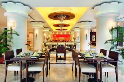 Cairo Pyramids Hotel