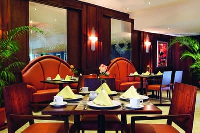 Cairo Pyramids Hotel