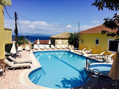 Avra Sea View Paradise Pool Aparthotel