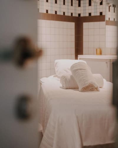 Eiffel Blomet Hotel