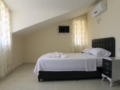 The Green Valley Hotel