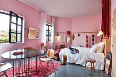 Mob Hotel Paris Les Puces