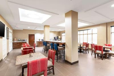 Comfort Inn & Suites Pine Bluff Area