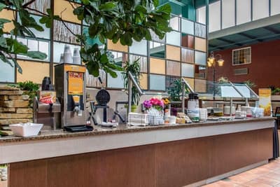 Quality Hotel Conference Center Cincinnati Blue As