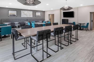Hawthorn Suites by Wyndham Ardmore