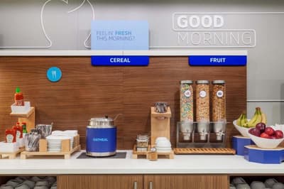 Holiday Inn Express and Suites Brainerd Baxter