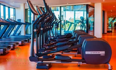 Sky Tower King Hotel