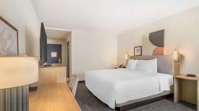 Spark by Hilton La Crosse Onalaska