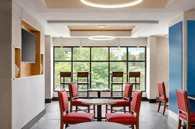 Holiday Inn Express & Suites Greenville-Downtown