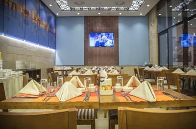 Sulaf Luxury Hotel