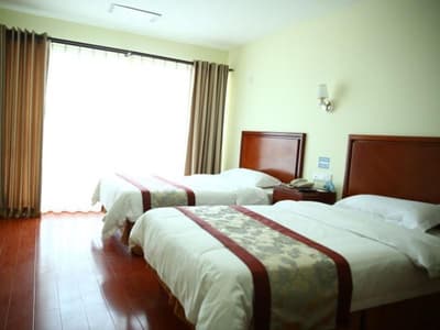 GreenTree Inn Shandong Weihai Lvyou Wharf Qingdao(