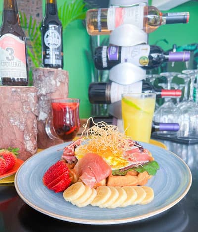 Hotel 47 Medellin street