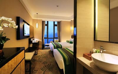 Relax Season Hotel (Shenzhen Dongmen)