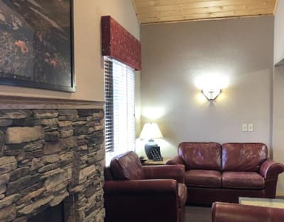 River House Inn, a Baymont by Wyndham