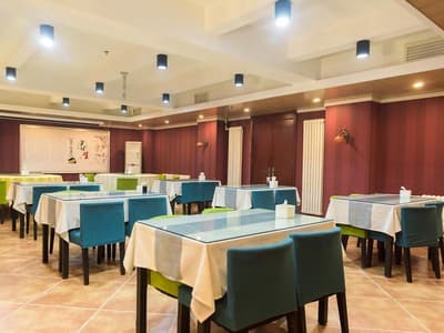 GreenTree Inn Municipal  Government Express Hotel