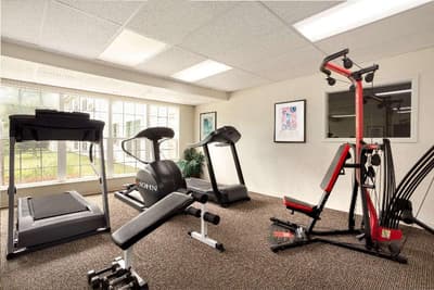 Baymont by Wyndham Wichita East