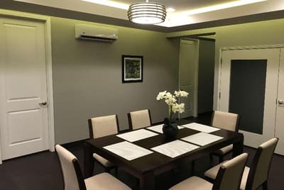 Days Inn & Suites by Wyndham Port Arthur