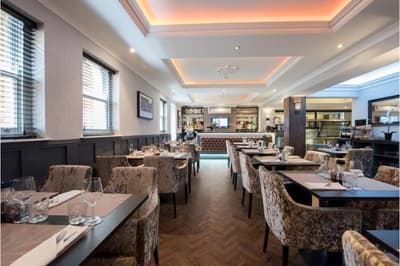 Lansbury Heritage Hotel
