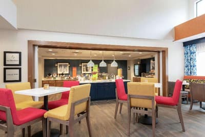 Hampton Inn & Suites Xenia Dayton