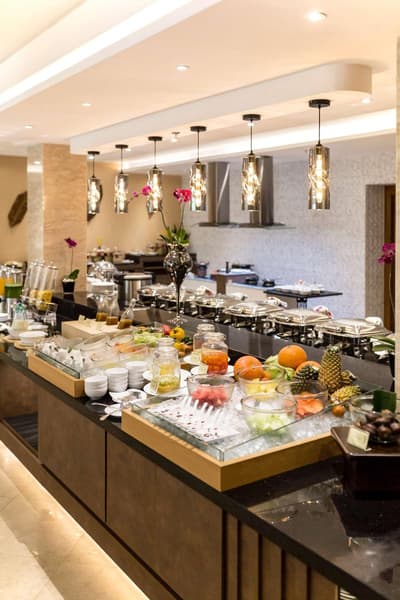 Best World Kindai Hotel