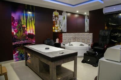 Holiday Khaleej Hotel