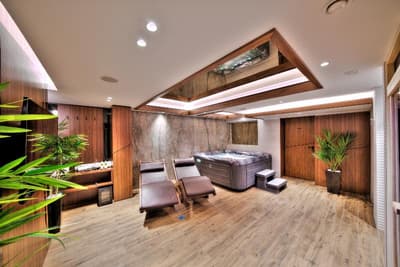 Sky hotel