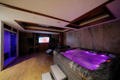 Sky hotel