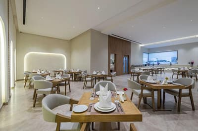 Voyage Hotel