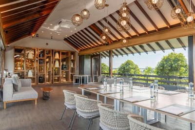 DoubleTree by Hilton Weerawila Rajawarna Resort