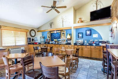 AmericInn by Wyndham Virginia