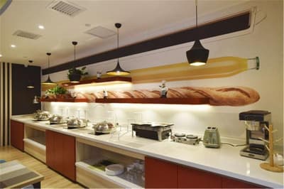 ibis Xinzhou Qiyi Road