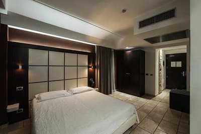 Hotel Testani