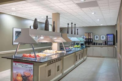 Ramada By Wyndham Midtown Grand Island