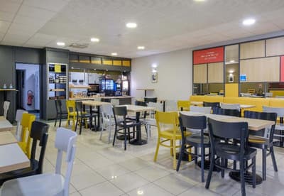 B&B Hôtel VILLENEUVE-LOUBET Village