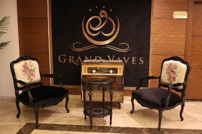 Grand Vaves Hotel