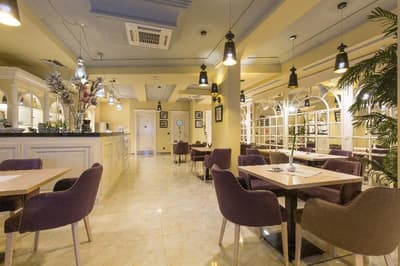 Xenon hotel