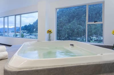 Four Points by Sheraton Cuenca