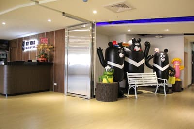 Hey Bear Capsule Hotel