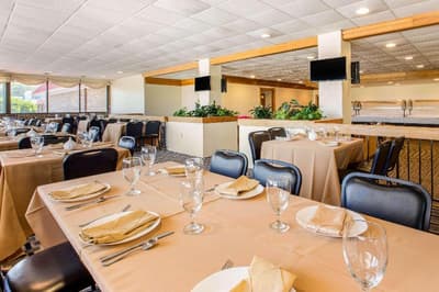 Ramada by Wyndham Santee I-95