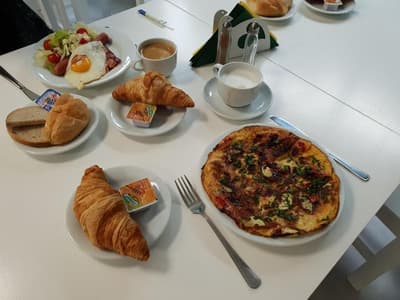 Senator Warsaw Apartments