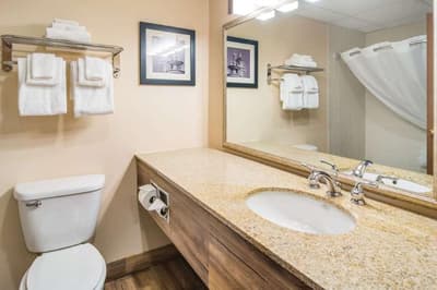Quality Inn & Suites Eveleth