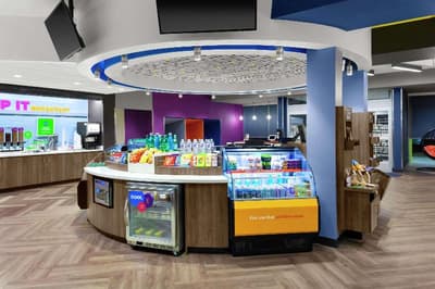 Tru by Hilton Gilbert