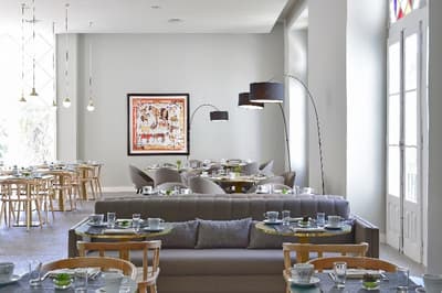Central Suites & Apartments