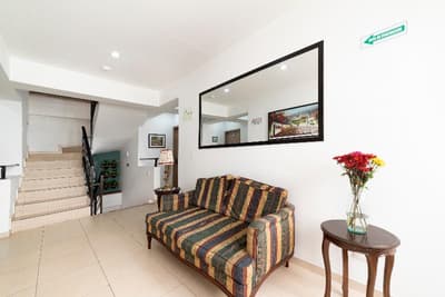 Hotel Feria Real